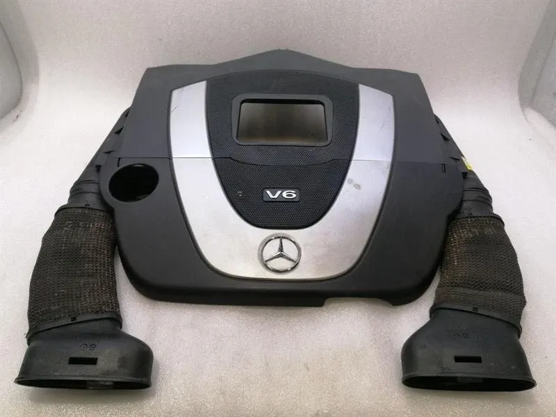 Mercedes-Benz SLK (R171) Mercedes SLK R171 Air Filter Box A2730900201 Air Filter Box A2730900901- Body type: Convertible
Fuel: Petrol