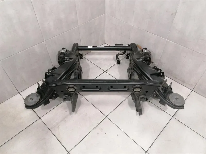 Mercedes-Benz EQC (N293) Mercedes EQC400 EQC N293 Subframe Rear A2933501300 Axle Frame Rear Axle W293- Body type: SUV
Fuel: ELECTRIC
