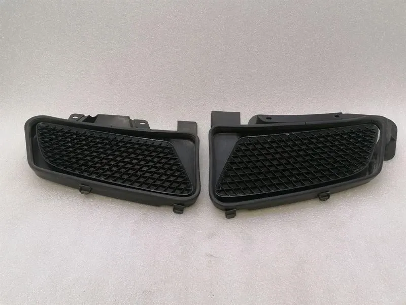 Mercedes-Benz G (W463) MERCEDES GT C190 GTS S COUPE Bonnet Air duct A1908800900 Bonnet Air Duct- Body type: Coupe
Fuel: Petrol