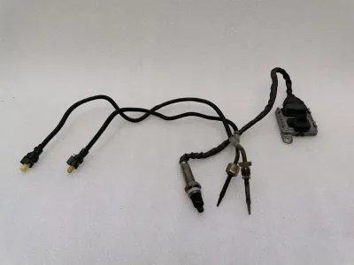 MERCEDES C CLASS W205 LAMBDA SENSOR KIT A0009053009 LAMBDA SENSOR KIT A0009059704-