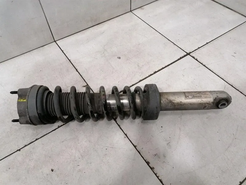 Mercedes-Benz G (W463) Mercedes GT C190 GTS S Coupe shock absorber rear A1903200500 shock absorber rear- Body type: Coupe
Fuel: Petrol