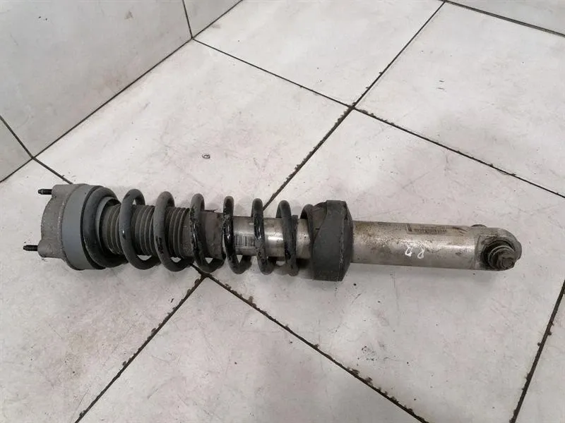 Mercedes-Benz G (W463) Mercedes GT C190 GTS S Coupe shock absorber rear A1903200500 shock absorber rear- Body type: Coupe
Fuel: Petrol