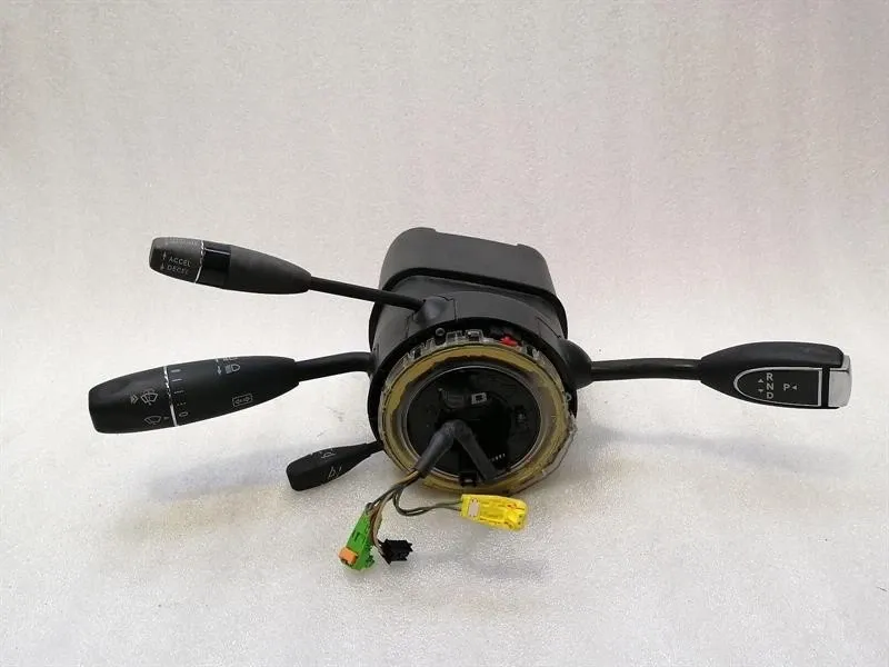 Mercedes-Benz C (W204) Mercedes CL W216 wiper stalks A2215405962 indicator switch steering column switch- Body type: Coupe
Fuel: Petrol