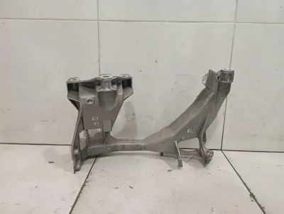Porsche Cayman 981 GT4 Hilfsrahmen hinten 98133105280 rechts Achsrahmen Hinterachse-