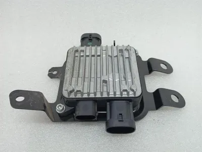 Ferrari California T F149 14-17 elektronisk modul 294559 bränslepump styrenhet -