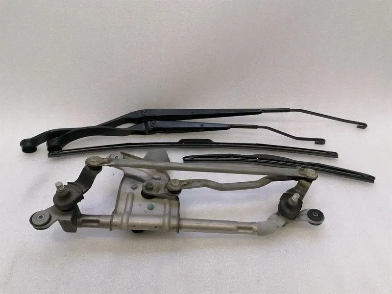 Ferrari California Front Wiper Linkage Ferrari California T F149 Front Wiper Linkage 8...