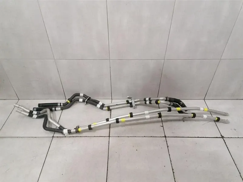 Ferrari GTC4 Lusso F151M Gearbox Cooling Pipes 281461 Transmission Line