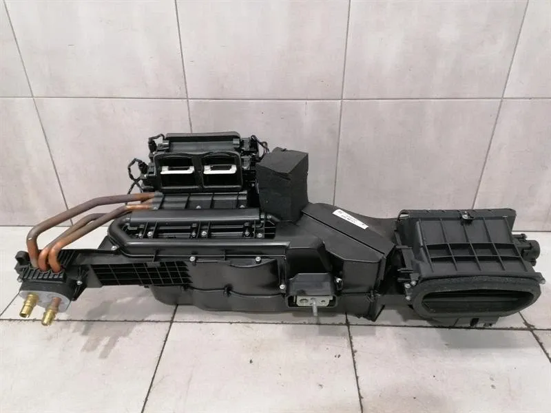 FERRARI GTC4 LUSSO F151M COMPLETE A/C UNIT 88330900 RIGHT HAND DRIVE RHD-