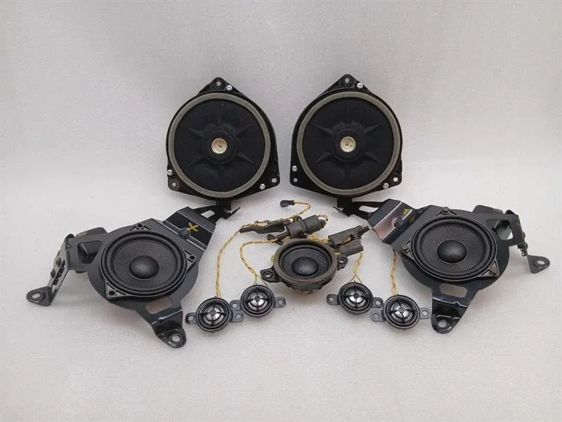 Ferrari GTC4 Lusso T 3.9 V8 F151M Speaker SET 321885 Loudspeakers LOT-