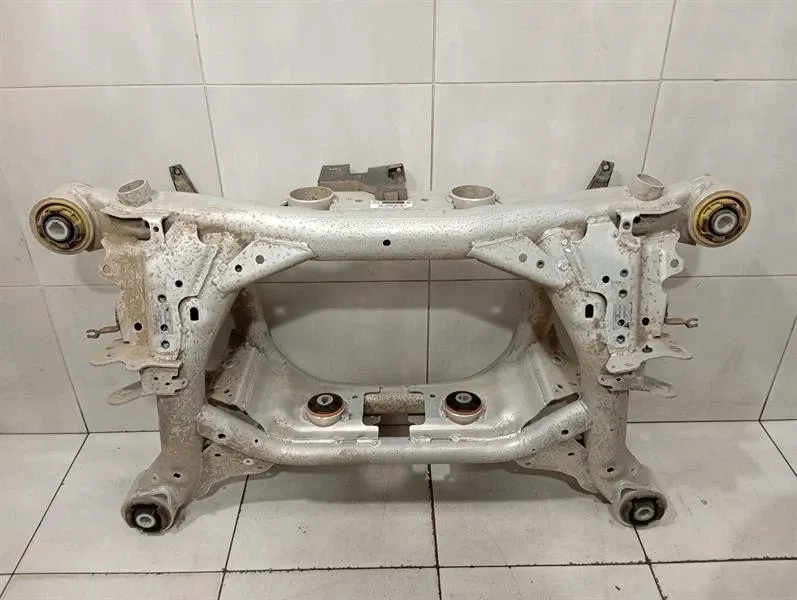 Jaguar I-Pace Jaguar i-PACE X590 EV400 Subframe Rear J9D3-5K091-AE Axle Frame Rear Axle Body type: SUV
Fuel: ELECTRIC