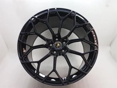 20 Lamborghini Huracan Performance aluminiumfälgar 4T0601017AP Aluminiumfälgar Narvi bak-