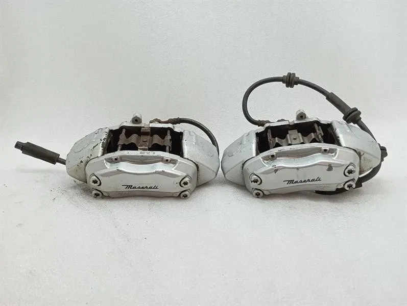 Maserati Granturismo M145 Front Brake Caliper Set 82337004 Front Brake Caliper -