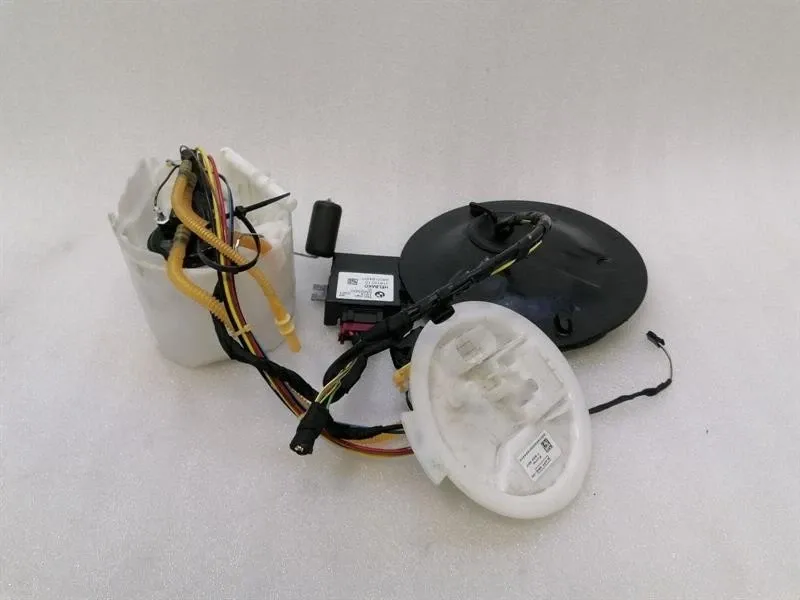 BMW 4 (G22 / G23 / G26)  BMW 4 G83 M4 Fuel Pump Electric 7934507 Fuel Pump - Body type: Convertible
Fuel: Petrol