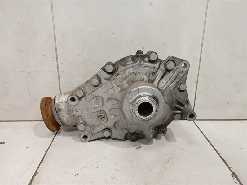 BMW 5 (G30 / G31) BMW 5 Series F90 G30 M5 Front Diff 863587002 Front Differential Body type: Saloon
Fuel: Petrol