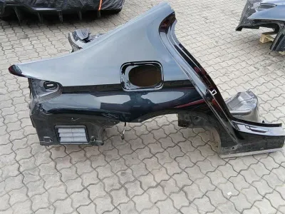 BMW 5. sērijas F90 G30 M5 aizmugurējais panelis 41 00 7437520 LABAIS-