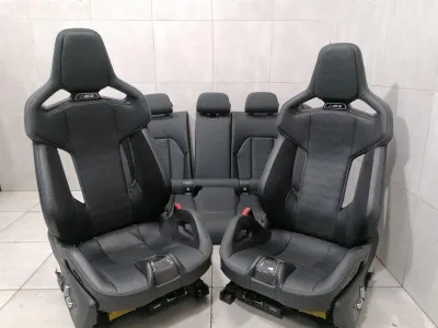 2023. gada BMW 3 M3 G80 G20 SĒDEKĻI AR OGLEKĻA IZCILAJIEM SĒDEKĻIEM SALONA IZCILAJIEM SĒDEKĻIEM SPORTA IZCILAJIEM SĒDEKĻIEM