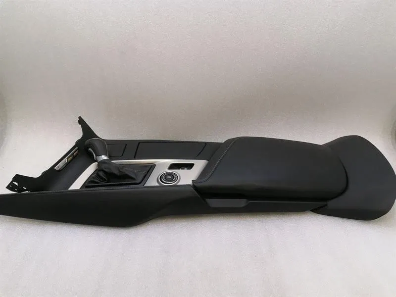 Chevrolet Corvette (C7) Chevrolet Corvette C7 console 84566916 set center console console Z06- Body type: Coupe
Fuel: Petrol