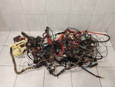 BMW M5 E39 Pełna wiązka elektryczna nadwozia / wiązka przewodów główna S62 61116908434-