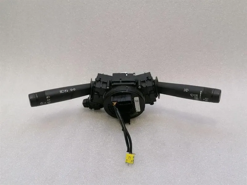 Chevrolet Corvette (C7) Chevrolet Corvette C7 Wiper Stalks 22942867 Indicator Switch Steering Column Switch Body type: Coupe
Fuel: Petrol