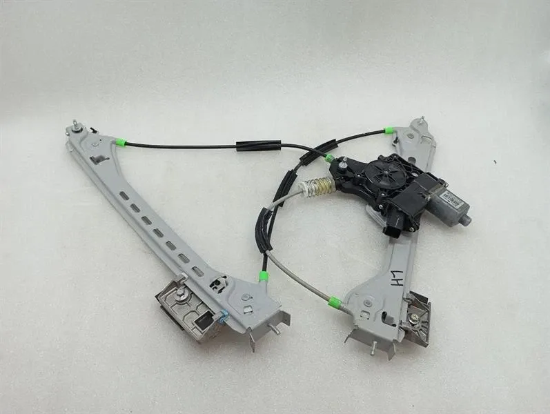 Chevrolet Corvette (C7) Chevrolet Corvette C7 Left Front Door Winder 84216130 Window Regulator Front Left Body type: Coupe
Fuel: Petrol