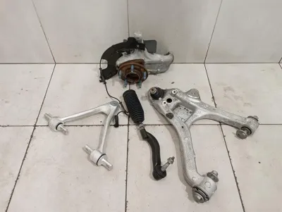 Chevrolet Corvette C7 Vänster Framnav 84506878 Hjullagerhus Fram Vänster SET-