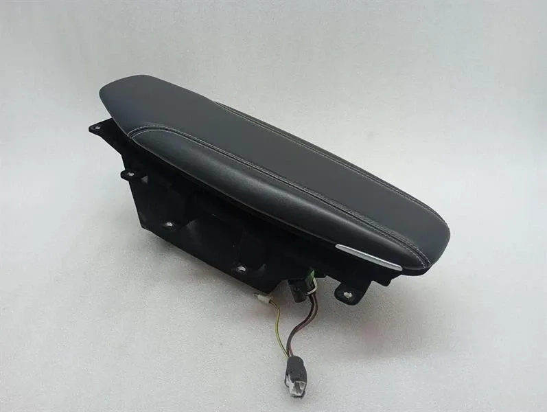 Ferrari California подлокотник Ferrari California T F149 14-17 Armrest 862201 ...