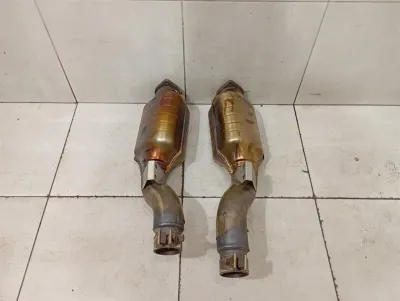 Ferrari 599 GTB F141 Secondary Catalytic Converter 220687 Catalytic Converter Kit