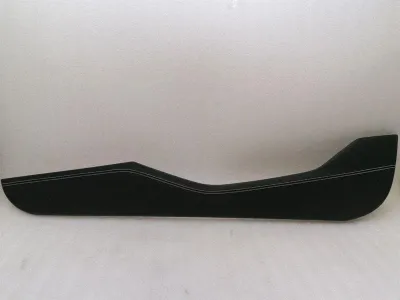 Ferrari GTC4 Lusso F151M Kieszeń prawych drzwi 88425400 Panel przednich prawych drzwi
