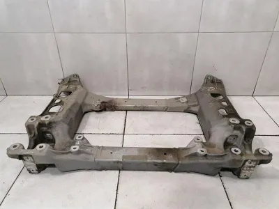 Aston Martin Vantage V8 sijas apakšrāmis priekšējais 6G33-5019-AH priekšējās ass balsts