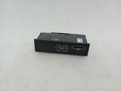 Aston Martin DBS SUPERLEGGERA AM7 18-24 Moduł USB A2058200226 ECU -