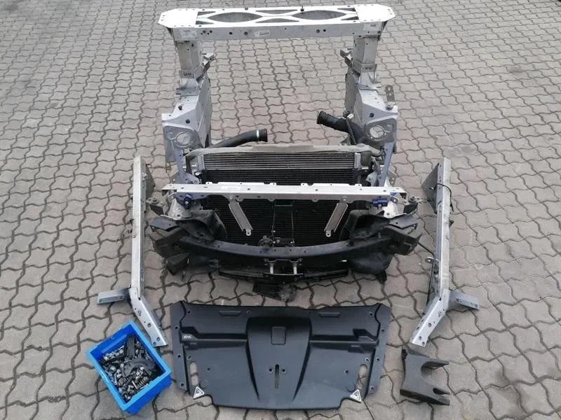 Aston Martin Rapid AMR Front End Clip CD33-8005-BB AMR Lock Carrier Front Mask - Brand/Model: ASTON MARTIN RAPID AMR
Year: 2019
...