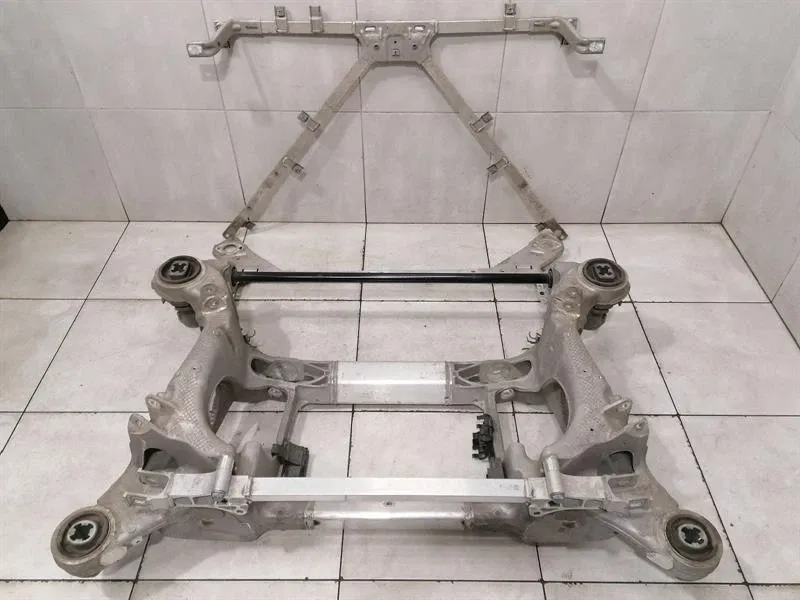 Audi e-tron GT (FW) Beam / Subframe Rear Audi E-Tron GT subframe rear 9J1599030H axle fr...