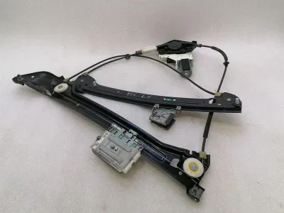 Audi RS5 8T Lewy przedni podnośnik szyby 8T0837461D