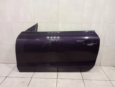 Audi RS5 8T kreisās priekšējās durvis 8T0831051C priekšējās kreisās durvis-