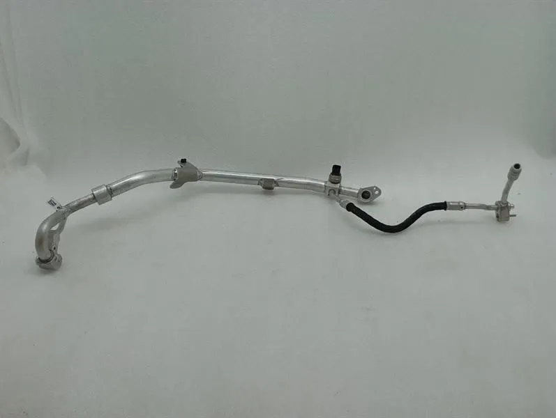 BMW 4 (G22 / G23 / G26)  BMW 4 G83 M4 A/C pipe 8088920 air conditioning line air conditioning- Body type: Convertible
Fuel: Petrol