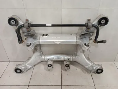 BMW F90 G30 M5 Hilfsrahmen Hinten 33 31 7857057 Achsrahmen Hinterachse 8074131-