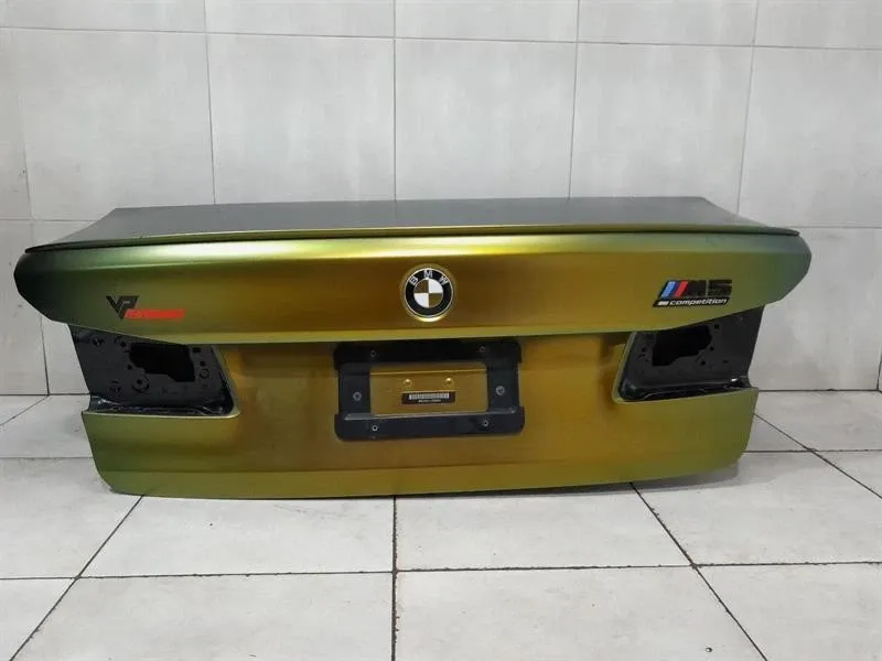 BMW 5 (G30 / G31) BMW 5 Series F90 G30 M5 Boot Lid 41007440695 Tailgate Body type: Saloon
Fuel: Petrol