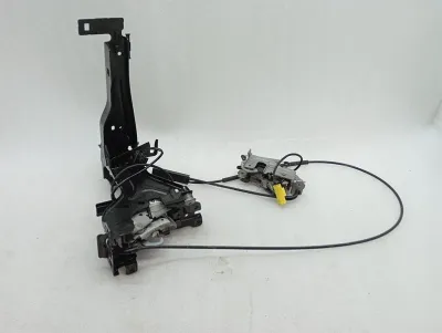 BMW 4 G83 M4 Zamek maski 51648071631 LEWY Zamek maski LEWY -