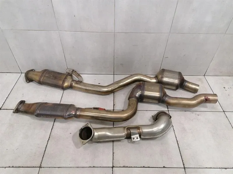 BMW 4 (G22 / G23 / G26)  BMW 4 G83 M4 Catalytic Converter Catalytic Converter - Body type: Convertible
Fuel: Petrol