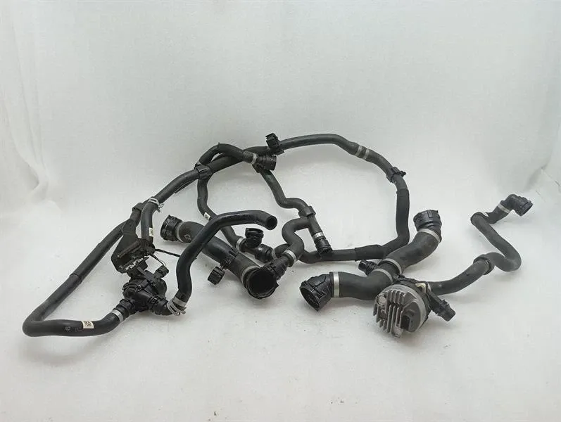 BMW 4 (G22 / G23 / G26)  BMW 4 G83 M4 cooling pipe 8096427 set cooling water hose hose- Body type: Convertible
Fuel: Petrol