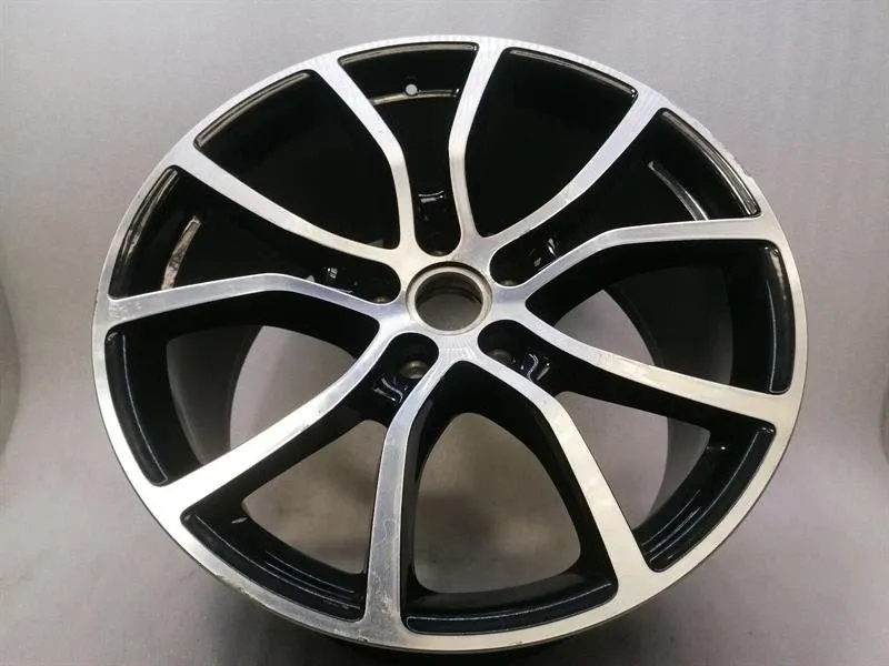 Porsche Cayenne 21 Porsche Cayenne E3 9YA Alloy Wheel 9Y3601025AD Alloy Wheel 11JX21 ET49- Body type: SUV
Fuel: Petrol