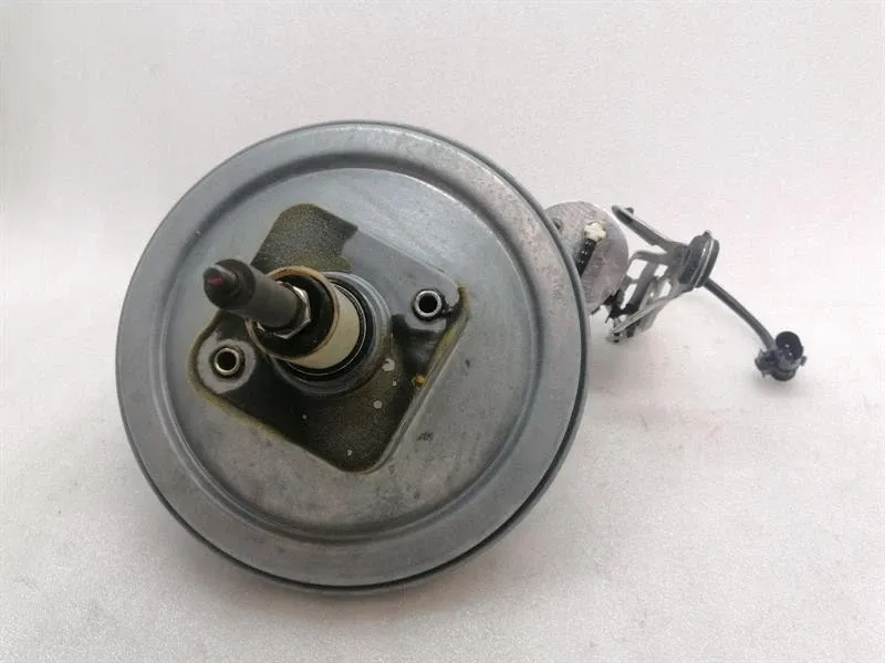 Porsche 911 (996) Porsche 911 996 Brake Servo 99635502543 Brake Booster 99635577541- Body type: Convertible
Fuel: Petrol