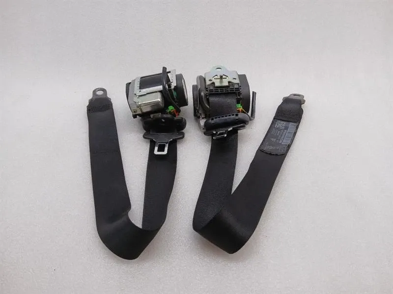 Porsche Boxster 987 front seat belt 98780303403 seat belt belt front -