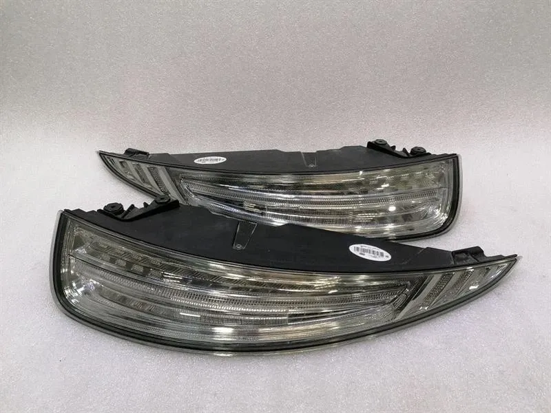 Porsche 911 (991) Porsche 911 991 GT3RS Mk1 Rear Light Set 99163198602 Rear Light Set XXG- Body type: Coupe
Fuel: Petrol