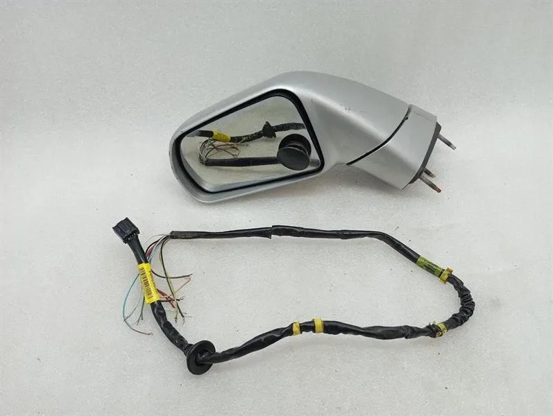 Chevrolet Corvette (C7) Chevrolet Corvette C7 left door mirror 22907004 defective exterior mirror left- Body type: Coupe
Fuel: Petrol