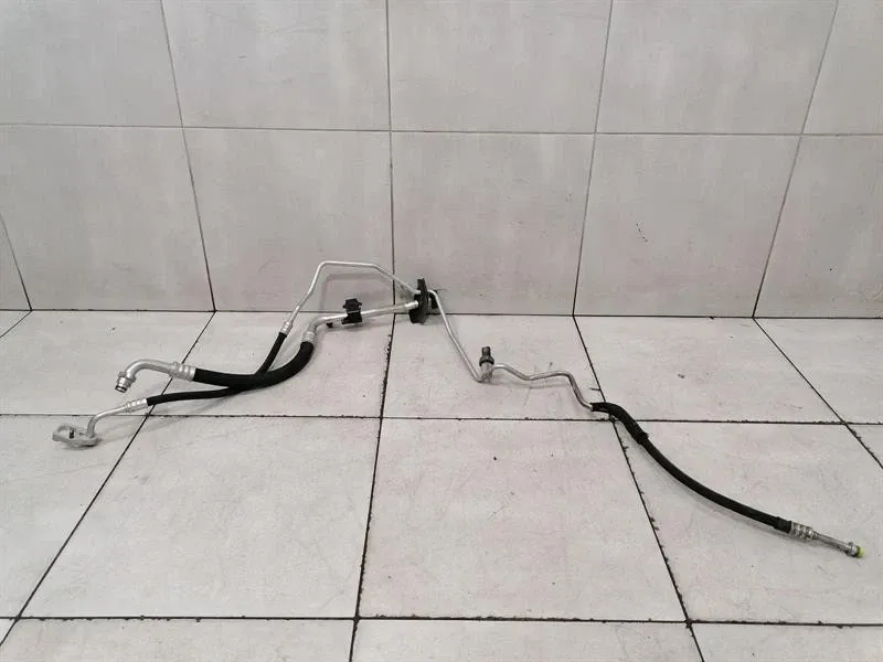 Mercedes CLS W219 A/C pipe A2118305715 air conditioning line air conditioning-