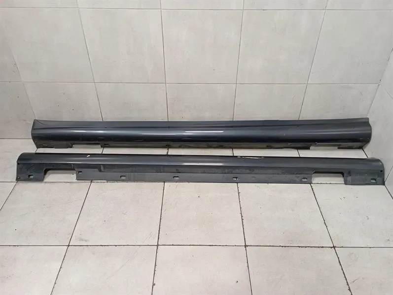Mercedes C63 AMG W204 Side Skirt Set A2046982754 Side Skirts Set-