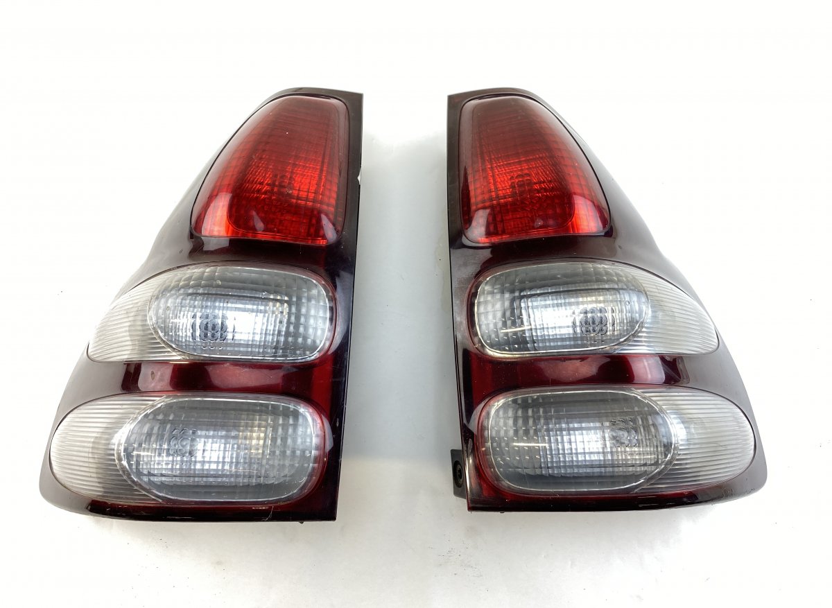 Toyota Land Cruiser 100 Tail lights set/kit 8155160710 8156160630 Tail lights set/kit TOYOT...