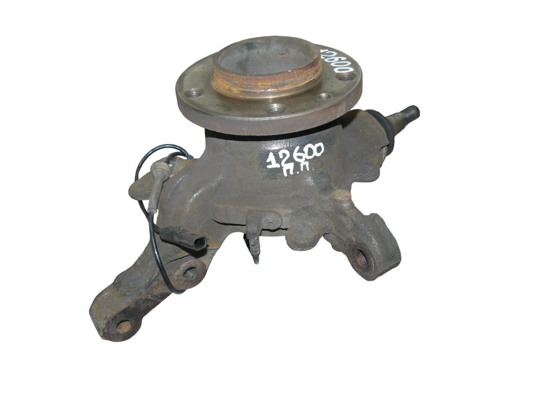 Opel Movano (B) Wheel bearing housing front right 93197400 93197398 Wheel bearing housing front r...