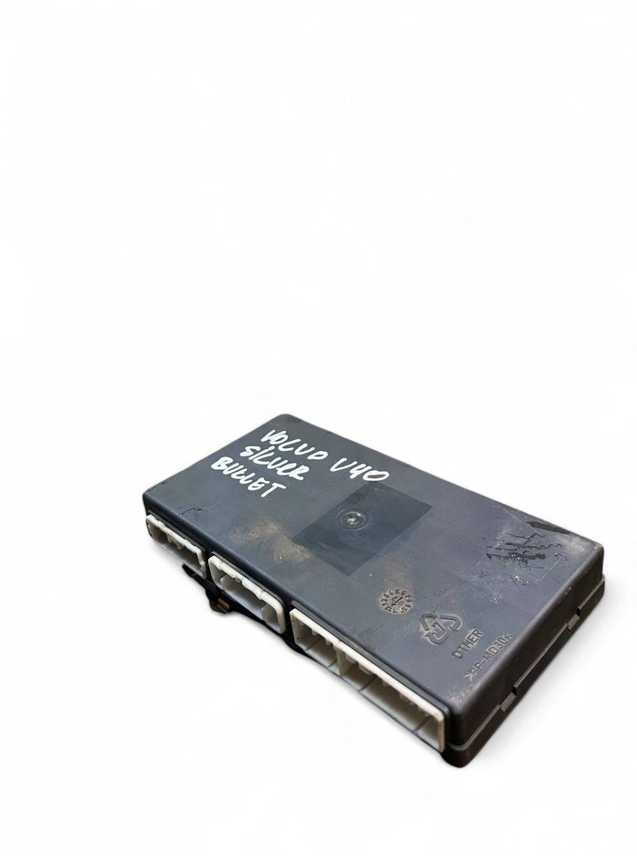 30621304 Body control module (BCM) VOLVO S40 / V40 (VS, VW) (1995-2004)